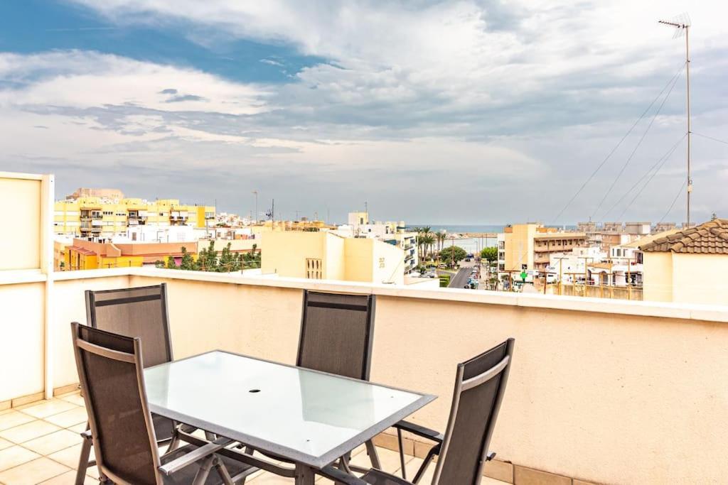 شقة Atico Con Terraza Y Piscina Peñíscola المظهر الخارجي الصورة